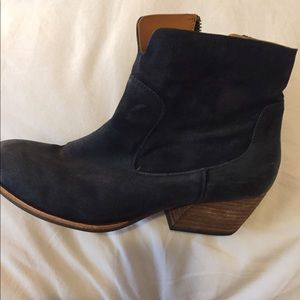 Size 9 Dark Blue Ankle Boots